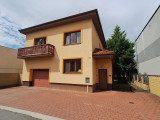 VÝNIMOČNÁ PONUKA - RODINNÝ DOM NA PREDAJ NA LETECKOM POLI V KOMÁRNE